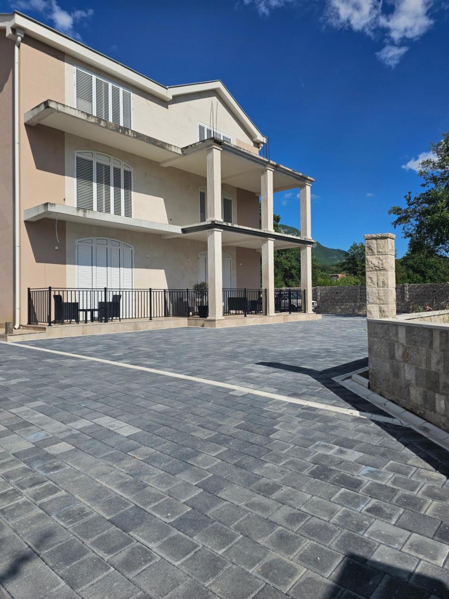 Boulevard Apartments Kotor Eksteriør bilde